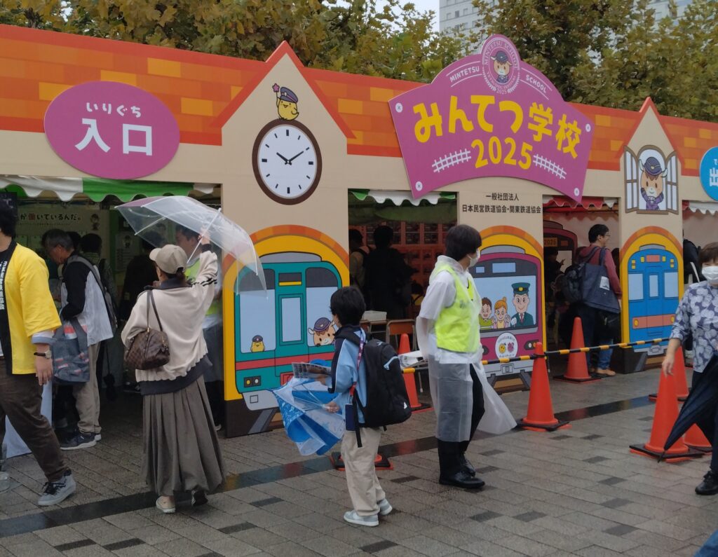 写真：工夫を凝らしたブース